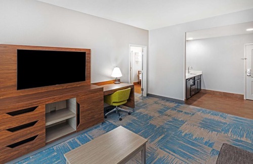 Washington Ave./ Memorial Park Hotel | Hampton Inn and Suites Houston Heights I-10