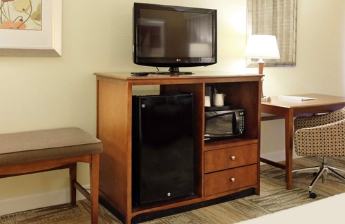 Lima Hotel | Hampton Inn Lima