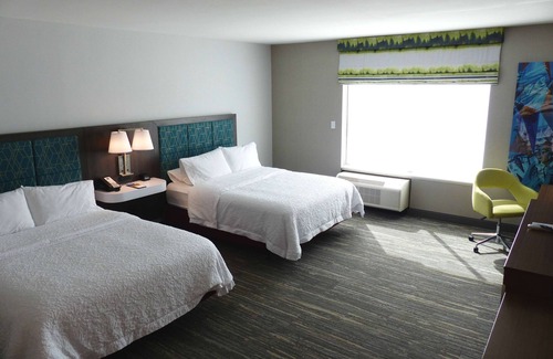 Fort Lee - Paramus Hotel | Hampton Inn Paramus