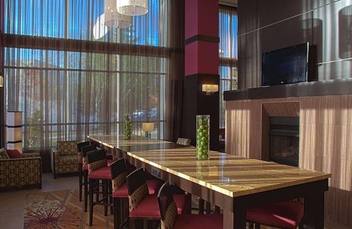 Federal Way Hotel | Hampton Inn & Suites Seattle/Federal Way