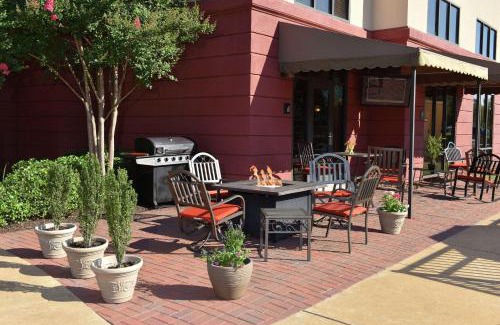 Alexandria Hotel | Hampton Inn & Suites Alexandria