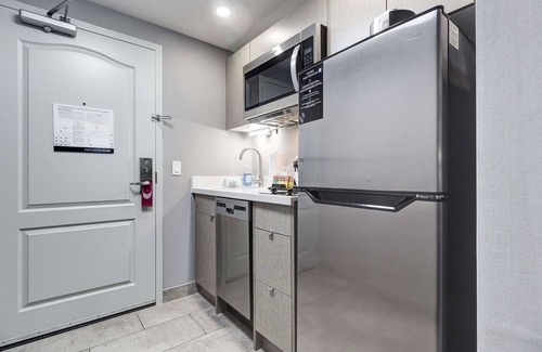 Brantford Hotel | Hampton Inn & Suites by Hilton Brantford Conference Centre