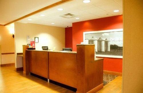 College Station Hotel | Hampton Inn & Suites College Station