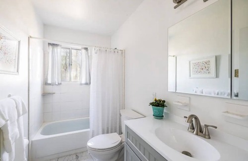 East Hampton House | Hamptons 4BRM Home Wainscott, NY 6/29-7/7