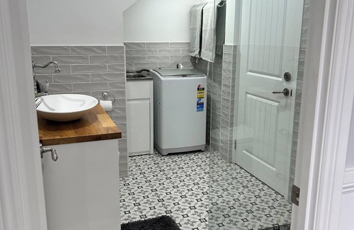 Newport Apartment | Hamptons Guesthouse in Newport