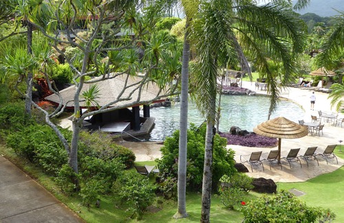 Princeville Apartment | Hanalei Bay RESORT 2312 289.00 Oct28-Nov1 BlowOutSaleBeachFront 10 Star Reviews!