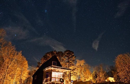 Fort Payne Cabin | Hand Built Tiny Cabin with beautiful view.