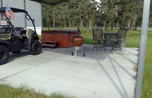 Sugarmill Woods House | Handicap Accessible Private Spacious Beautiful Family Home 5 Acres Pet Friendly