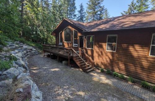 Bigfork House | Hanging Rock Get Away