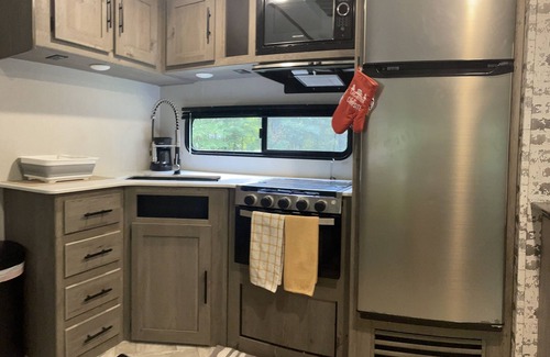 Theodore House | Happy Campers Wanted π