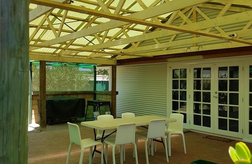 Leeman House | Happy Daze Beach House