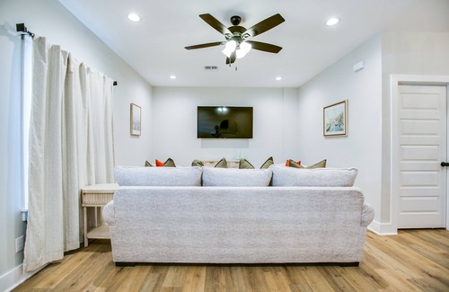 San Angelo House | Happy Holiday Inn - 3BR 2.5BA