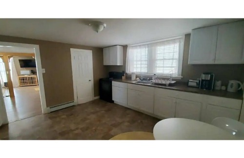 Lockport Apartment | HAPPY HOME LOCKPORT #1 - 30 min to Niagara Falls!