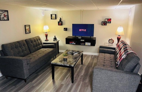 Independence Apartment | *Happy House* Summary