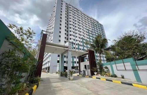 Mandaue Apartment | Happy Nest at La Bella Condo Banilad Mandaue Cebu 2 Bedrm Free wifi 6pax max