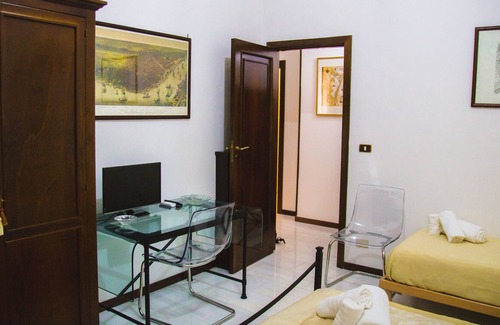 Arenella Apartment | Happy Rooms in Easy House January offer: 30% weekly and 40% monthly discount