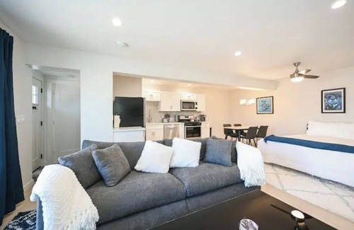 Morro Bay House | Harbor Retreat - Fresh Remodel - King Bed