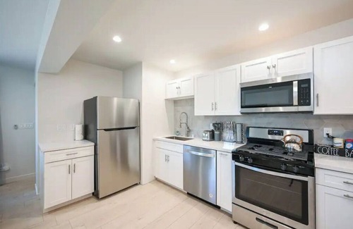 Morro Bay House | Harbor Retreat - Fresh Remodel - King Bed