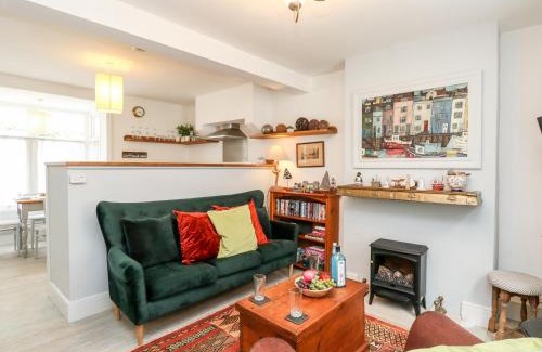 Weymouth House | Harbour Catch Cottage