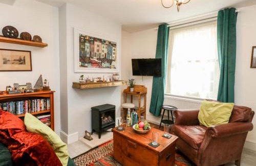 Weymouth House | Harbour Catch Cottage