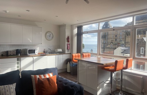 Scarborough City Centre Apartment | Harcourt Place - Apartment 2 - Seaview - Sleeps 5
