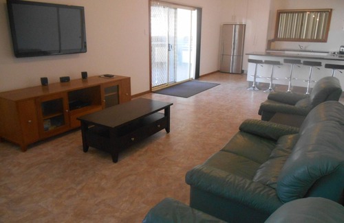 Minlacowie House | Hardwicke Espy close to beach