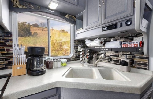 Ramona House | Harley Davidson Ranch Glampling & Kids Play Area