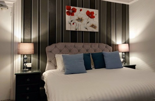 Torquay Bed & Breakfast | Harmony Guest House