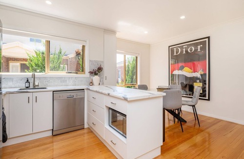 Mentone House | Harmony House by Property Mums