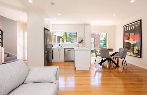 Mentone House | Harmony House by Property Mums