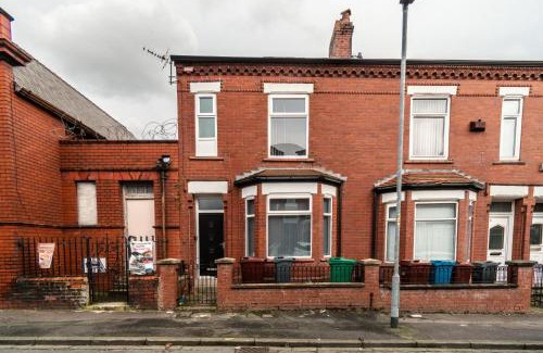Belle Vue House | Harmony House: Shared Spaces Room 3