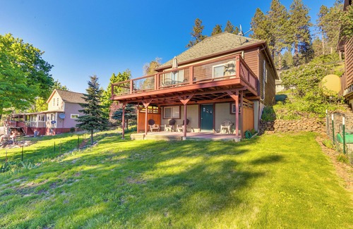 Harrison House | Harrison Home w/Grill & Lake Views: Walk to Town!
