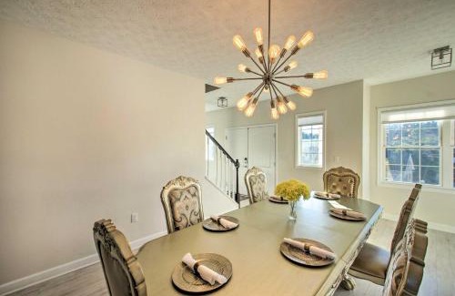 Harrisonburg House | Harrisonburg Retreat with Hot Tub about 2 Mi to JMU