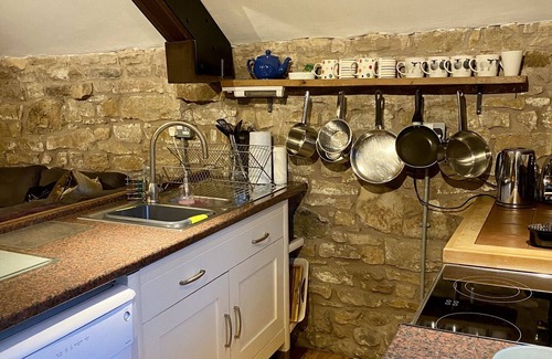 Maulds Meaburn House | Harry's Barn, detached character property
