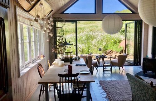 Hartland House | Harry's Hut near Welcombe Mouth Beach