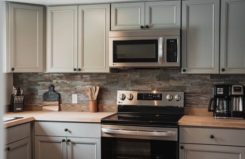 Twain Harte Cabin | Harte Of The Pines Pet Friendly Walk to Downtown