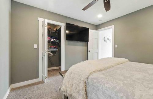 Brainerd House | Hartley Lake Hideaway - The Perfect Getaway!