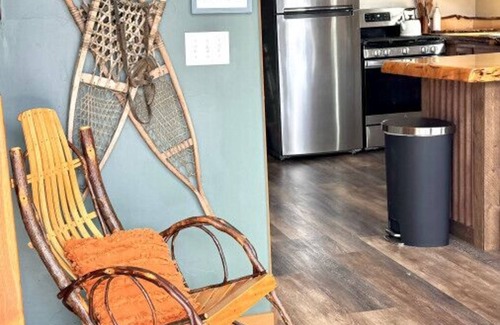 Fishhook Apartment | Hatcher Pass-Little Susitna Hideaway