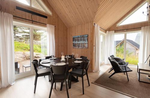 Vestvagøy House | Haukland beach panorama