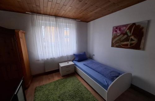 Neuburg Apartment | Haus - 4 Zimmer - 2 Bad - 1Küche, bis 8 Personen