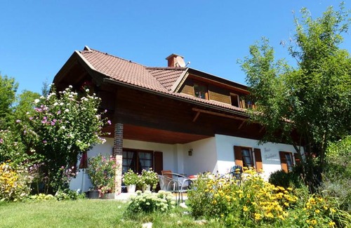 Poertschach am Woerthersee Apartment | Haus Christiane