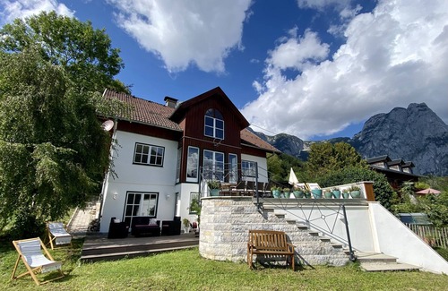 Grundlsee House | Haus Grundlsee mit Einzigartigem Seeblick