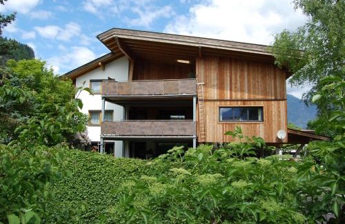 Schlitters Bed & Breakfast | Haus Hager