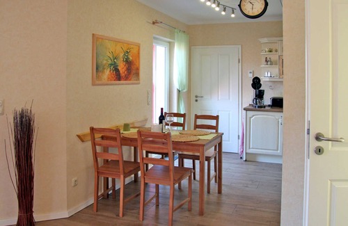 Freest House | Haus Nordwind - red holiday home