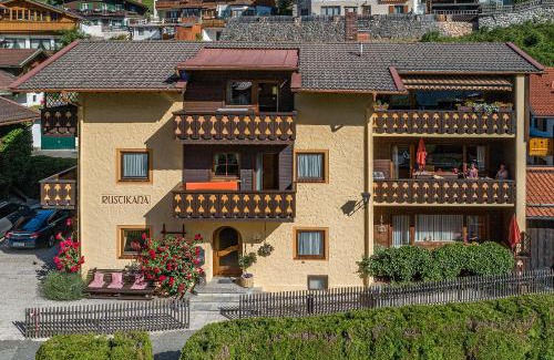 Mittenwald Apartment | Haus Rustikana