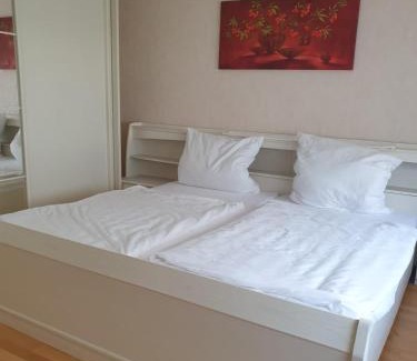 Leonberg Apartment | Haus Thea bei Stuttgart