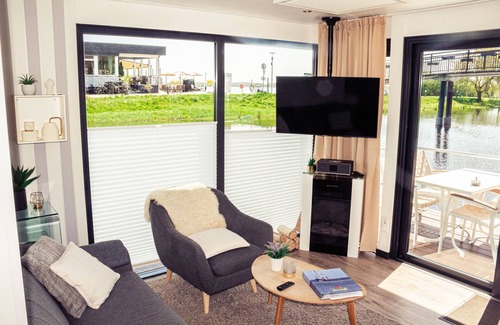Bad Bederkesa Apartment | Hausboot für 4 Gäste mit 50m² in Bad Bederkesa