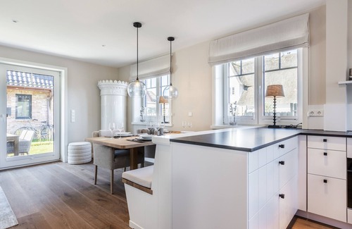 Tinnum Apartment | Hausteil mit ca. 83m² Nutzfläche im Eg/og/dg für bis zu Vier Personen