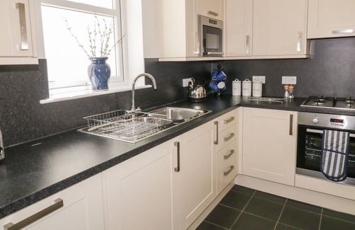 Kirkcudbright Cottage | HAVEN COTTAGE, family friendly, with a garden in Kirkcudbright