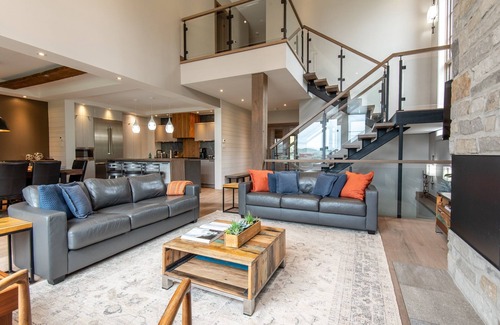 Mont-Tremblant House | Havre Des Legendes 102 | Luxurious, Contemporary | Easy Walk to Ski-in/Out/Tremblant Living